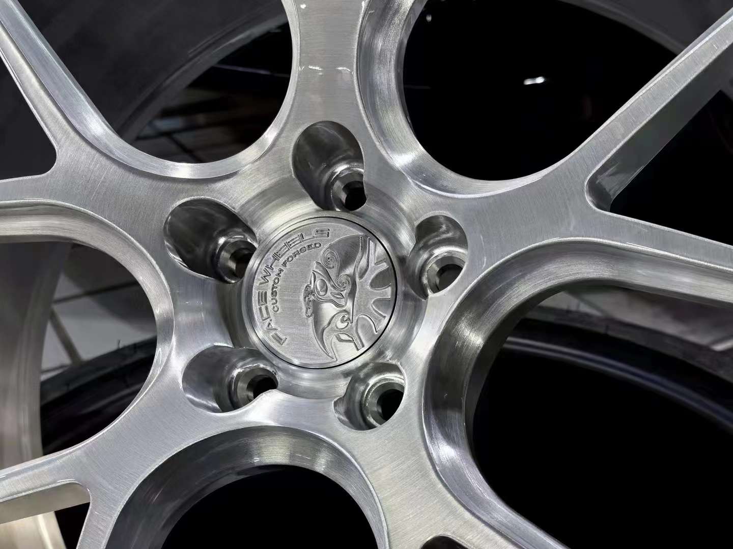 ݱbFACEWHEELS FW102zyɫ